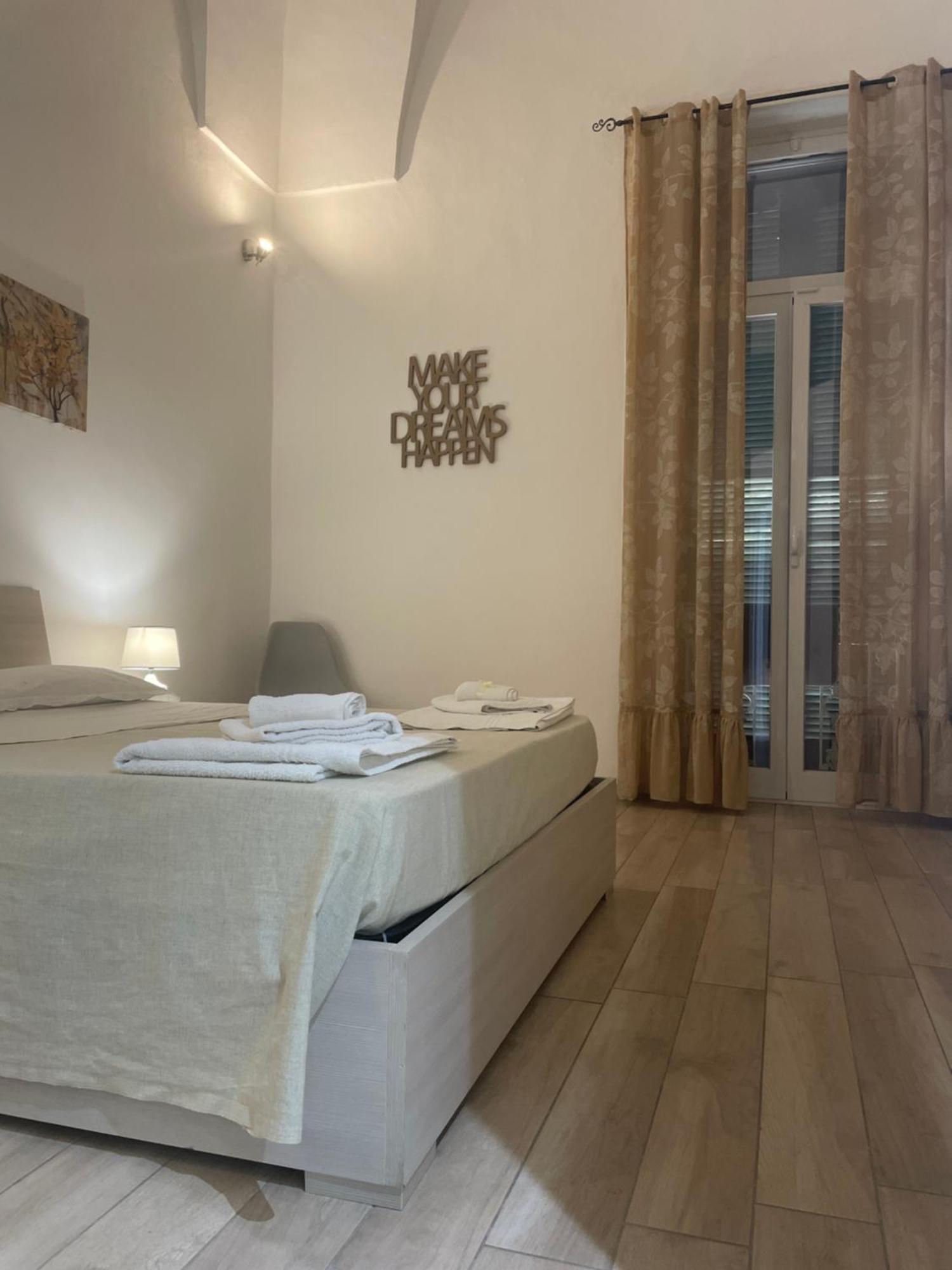 O' Sole Mio Rudiae Rooms Lecce Eksteriør bilde